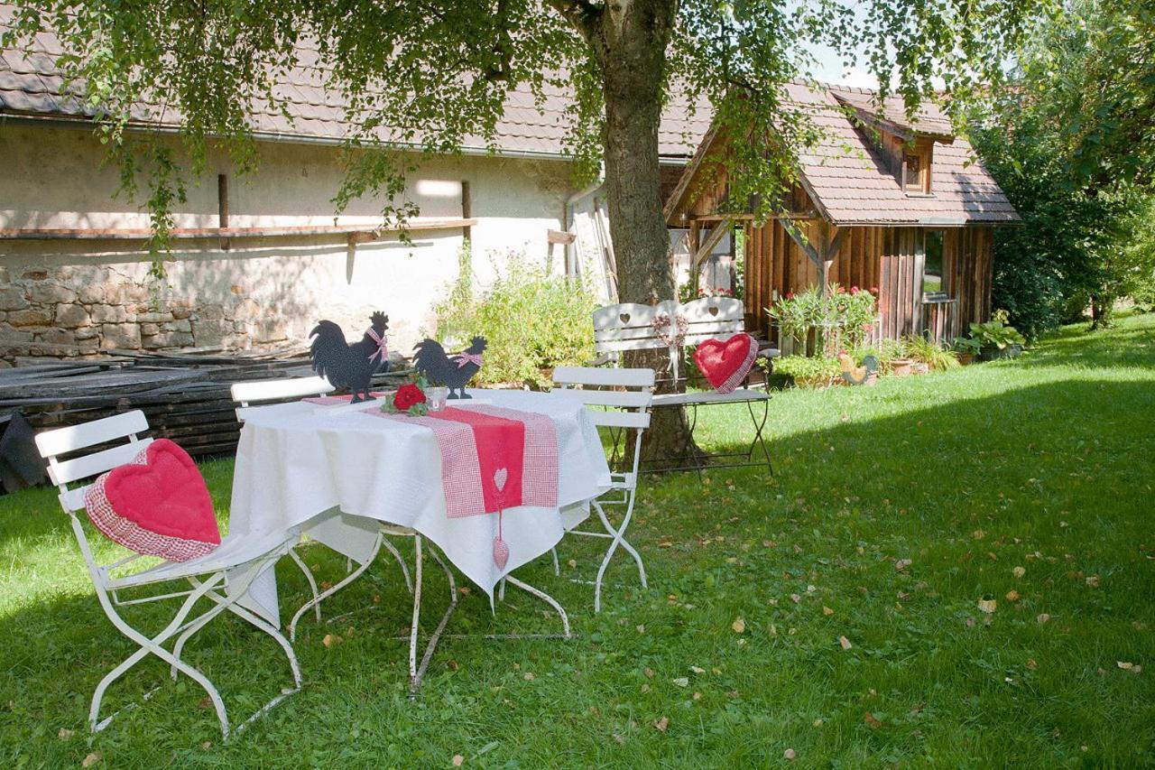 Gasthaus Rebstock Egringen Эфринген-Кирхен Экстерьер фото